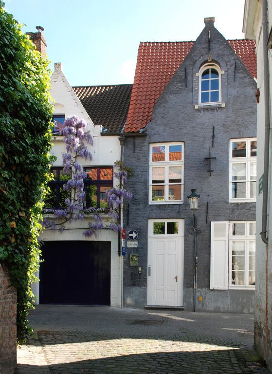 B&B Number 11 Exclusive Guesthouse Bruges Exterior photo